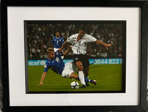 Jamie Redknapp signed and framed 12x8” England photo
