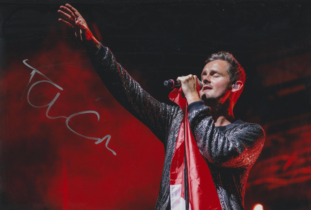 Tom Chaplin signed 12x8” Keane photo