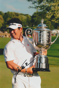 Y.E Yang signed 12x8” golf photo