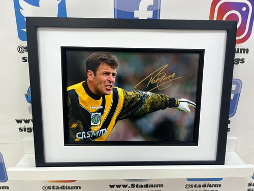 Pat Bonner signed and framed 12x8” photo