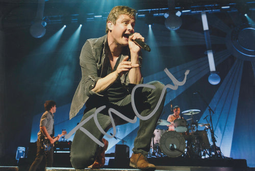 Tom Chaplin signed 12x8” Keane photo