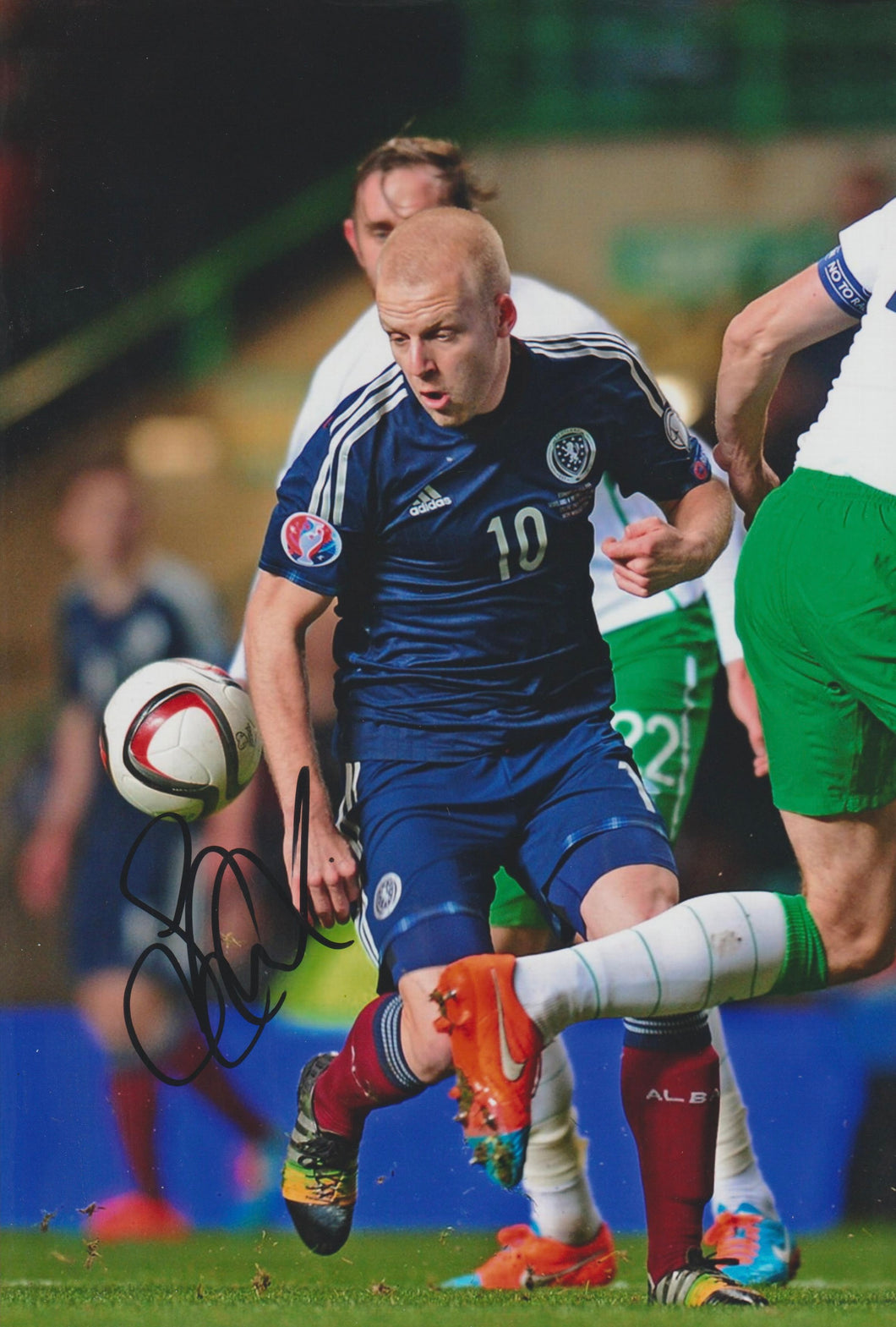 Steven Naismith signed 12x8” Scotland photo