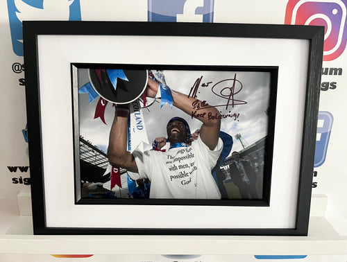 Marvin Andrews signed and framed 12x8” Rangers photo