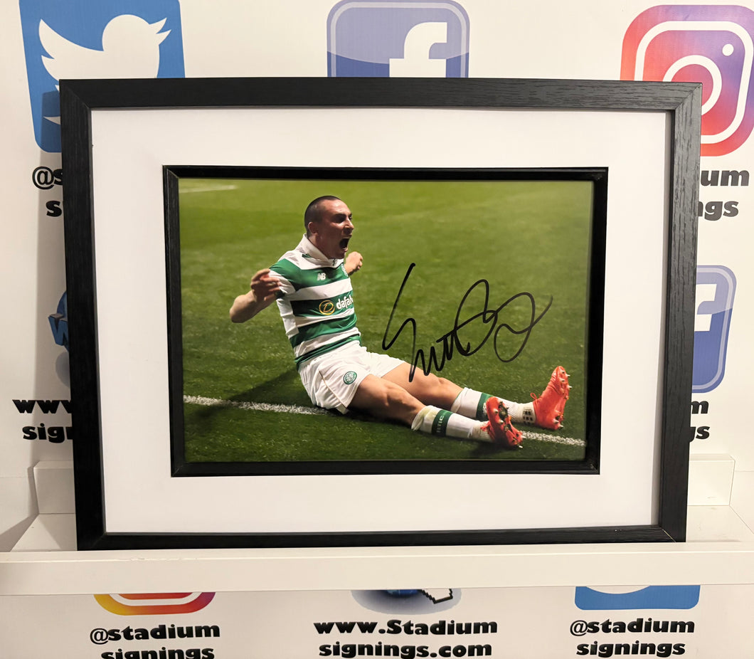 Scott Brown signed and framed 12x8” Celtic photo