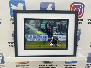 Jason Cummings signed and framed 12x8” Hibs photo