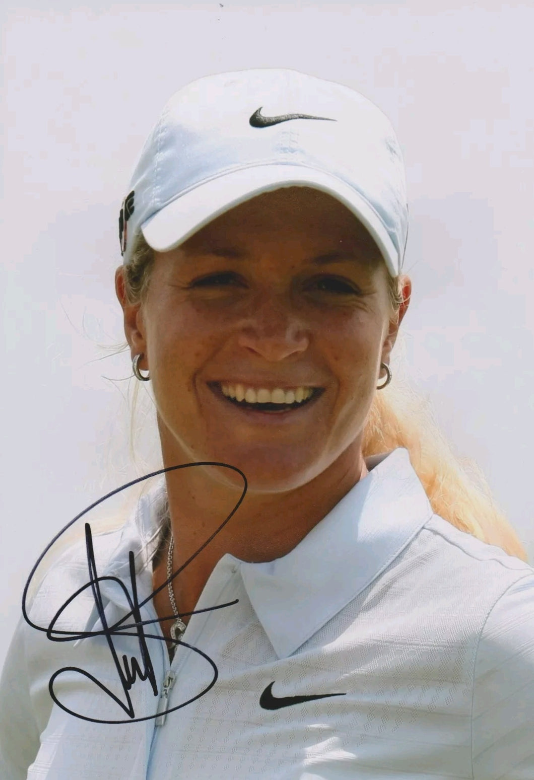 Suzann Pettersen signed 12x8