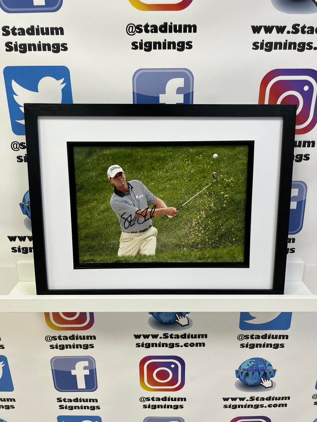 Steve Stricker signed and framed 12x8” photo