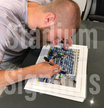 Load image into Gallery viewer, Shaun Rooney signed 16x12” St Johnstone photo