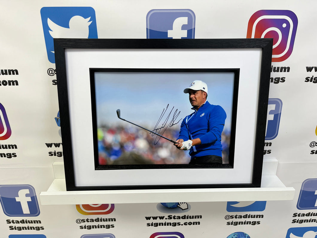 Henrik Stenson signed and framed 12x8