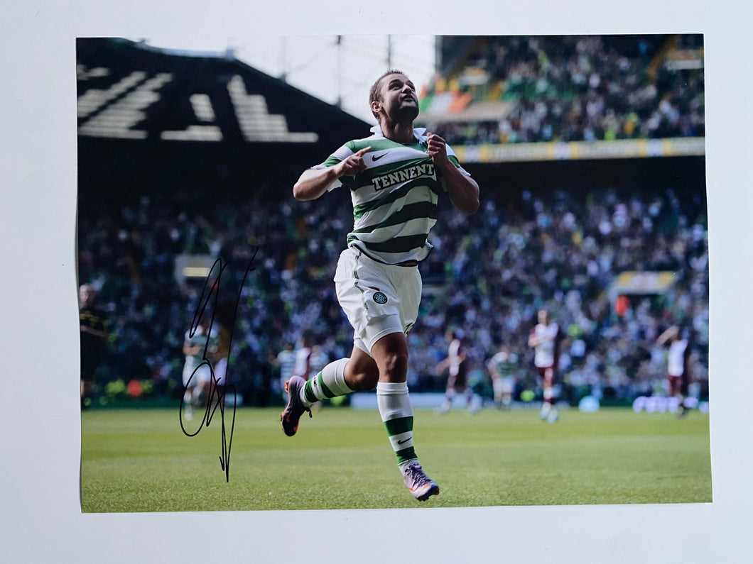 Shaun Maloney signed 16x12” photo