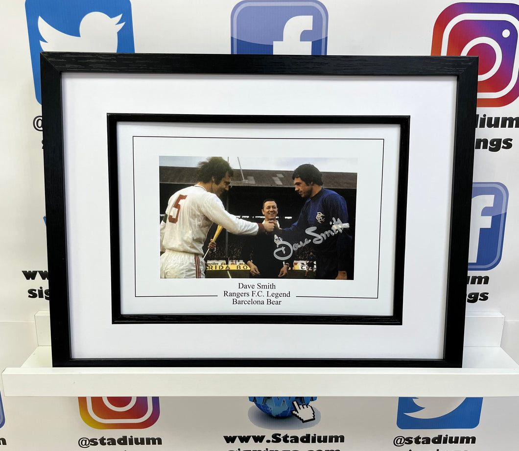 Dave Smith signed and framed 12x8” Rangers photo