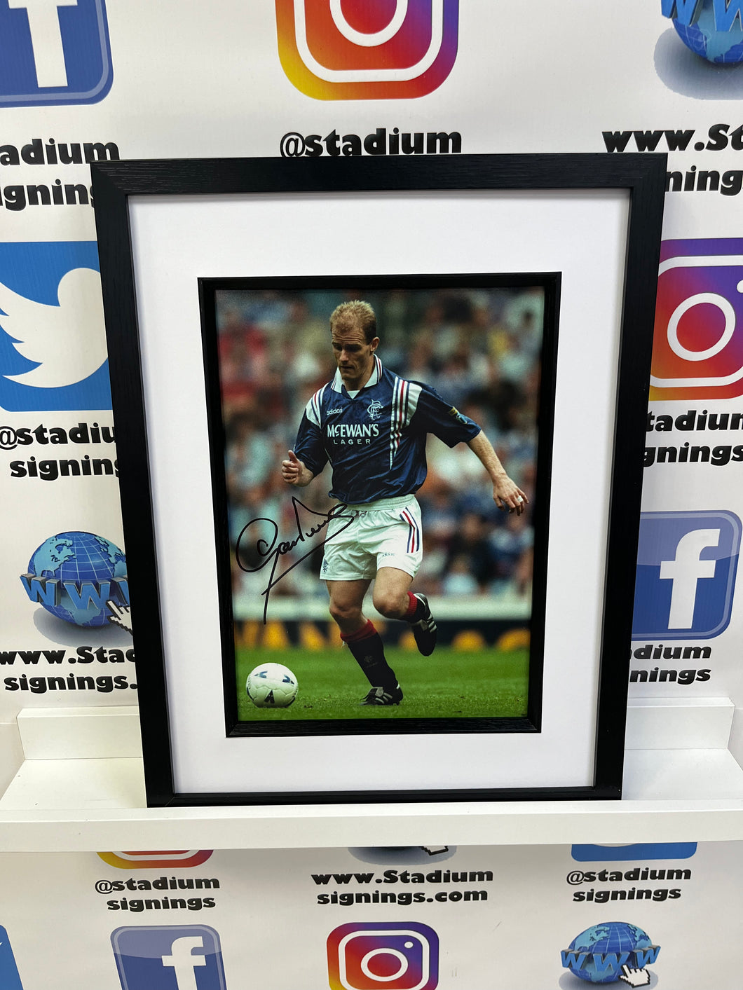 Gordon Durie signed and framed 12x8” Rangers photo